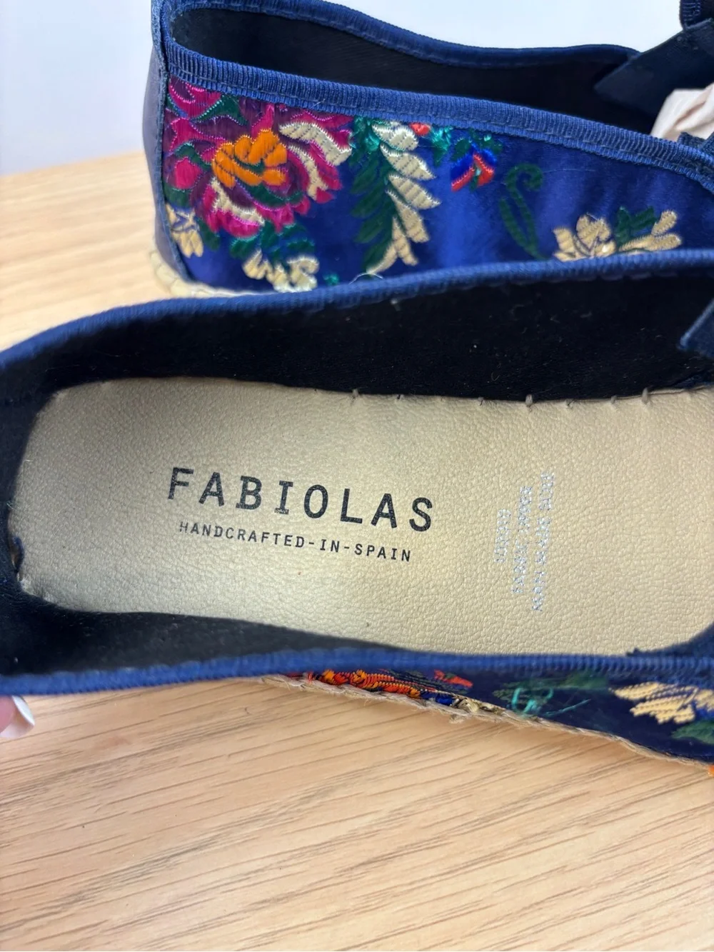 Fabiolas Floral Embroidered Flat Espadrilles Woman’s 40/US 9.5 Spain